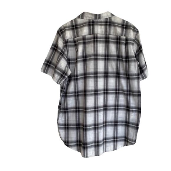 Quiksilver Black and White Plaid Button Up - XXL - Picture 3 of 5